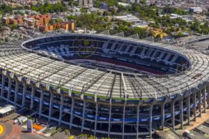 El Azteca no late, se hunde