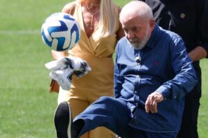 Lula pierde dentro y fuera de la cancha